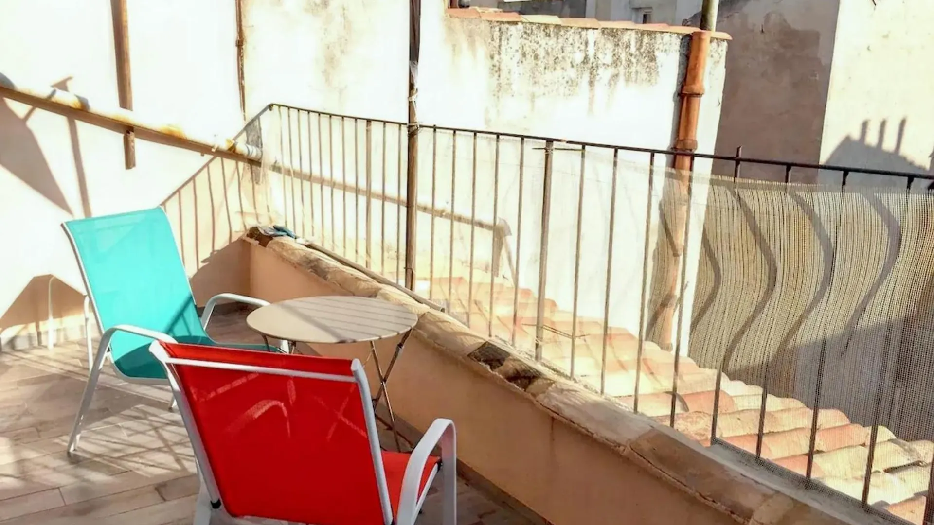 Apartment Studio Charmant Avec Terrasse A Aix En Provence 20 M² Vue Ville Aix-en-Provence